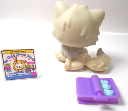 Littlest Pet Shop Cuddliest Grey Persian Cat #722 with sardines